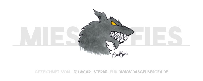 Ein mieser fieser Wolf mit gelben Augen bleckt die Zähne. Das Böse ist erwacht. Vielleicht hat er aber auch nie geschlafen. Beim Bösen weiß man das nie so genau :)